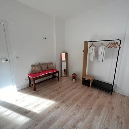 Teodosio - Ar Condicionado-perto Praias - Zona